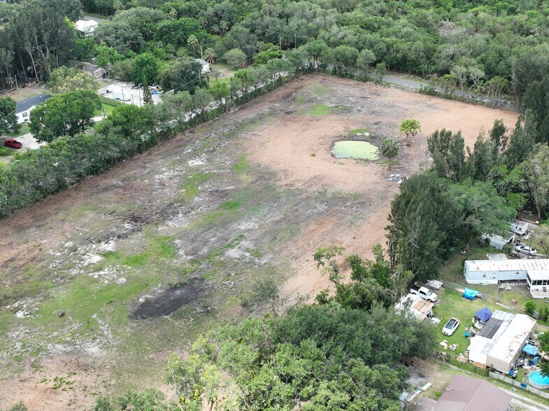 6114 Cedar ave, Gibsonton, FL à louer - Aérien - Image 2 de 3
