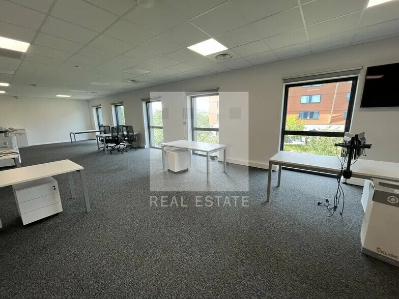 Bureau dans Jonage à louer - Photo intérieure - Image 2 de 10