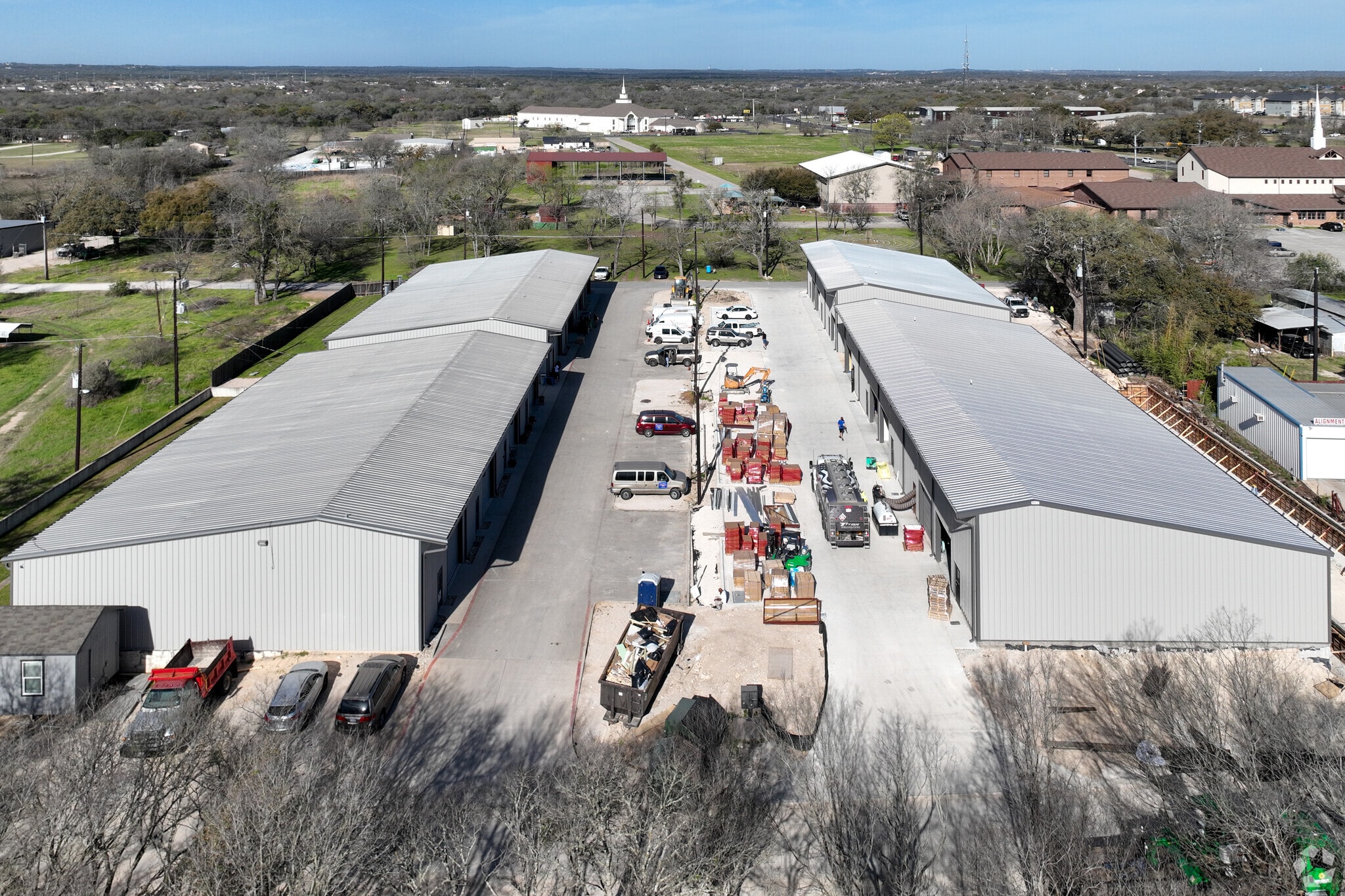 12307 Deane Rd, Manchaca, TX for lease Primary Photo- Image 1 of 16