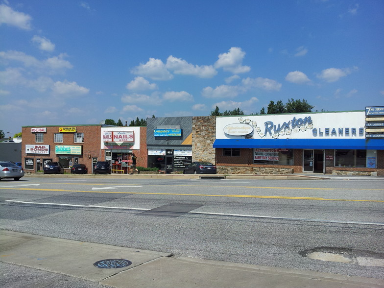 901-907 York Rd, Towson, MD for lease - Primary Photo - Image 1 of 6