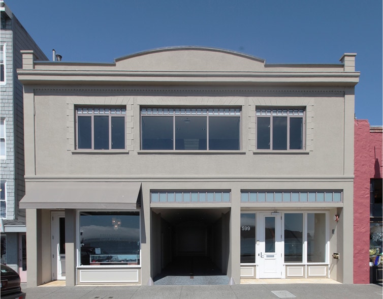 599 Bridgeway, Sausalito, CA for lease - Building Photo - Image 2 of 8