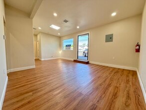 1001-1003 E La Habra Blvd, La Habra, CA for lease Interior Photo- Image 2 of 12