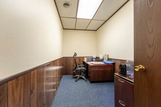 400 Jefferson Ave, Washington, PA for lease Interior Photo- Image 2 of 14