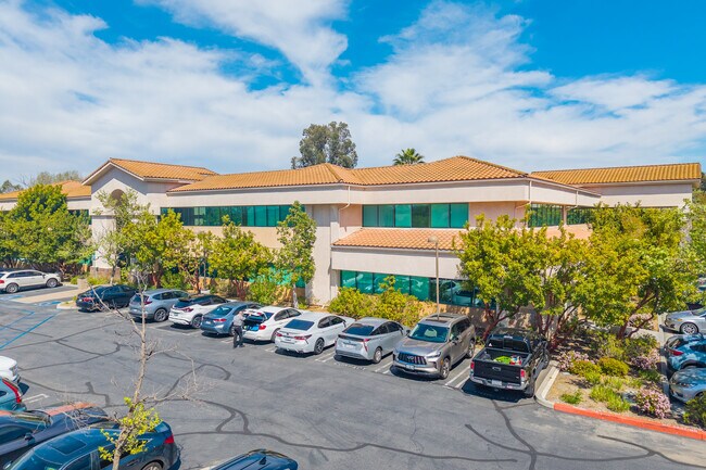 Plus de détails pour 1000 Newbury Rd, Thousand Oaks, CA - Bureau à vendre