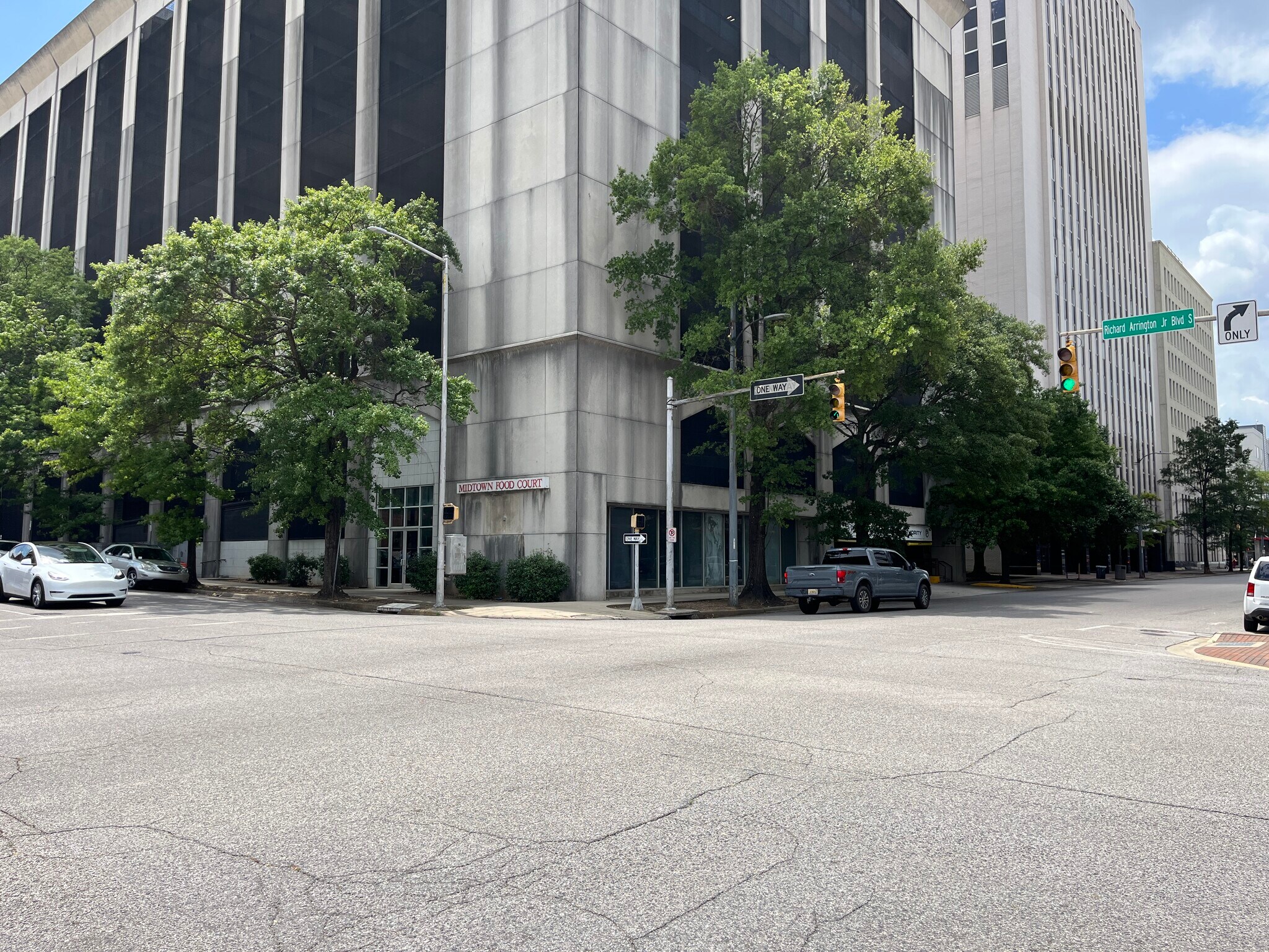 2021 3rd Ave, Birmingham, AL à louer Photo principale- Image 1 de 4