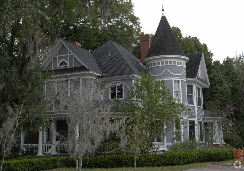 205 SE 7th St, Gainesville, FL à vendre - Photo du bâtiment - Image 3 de 19