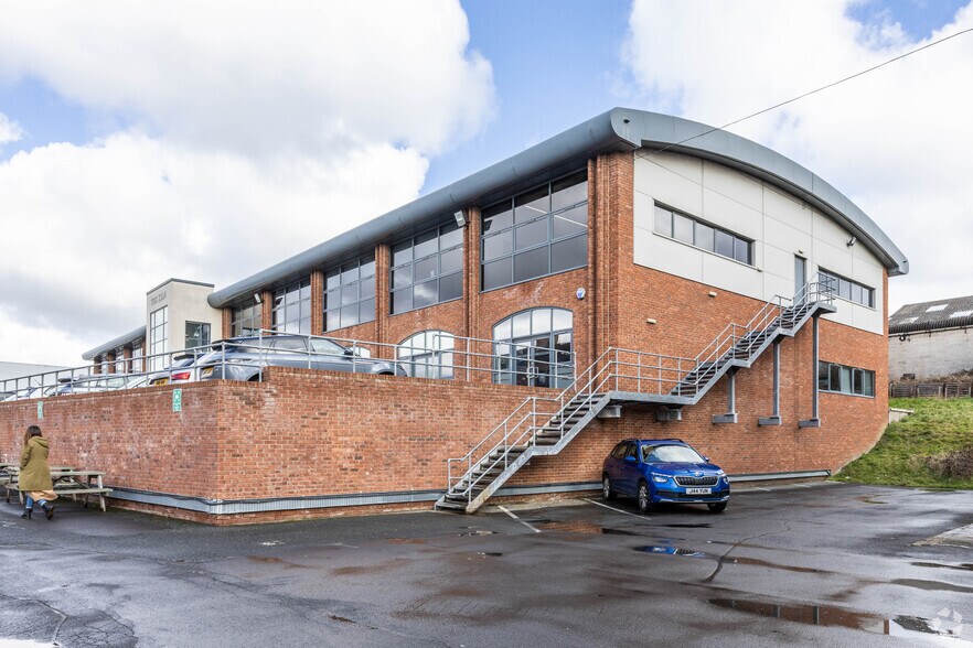 Walker Rd, Newcastle Upon Tyne à louer - Photo du bâtiment - Image 2 de 3