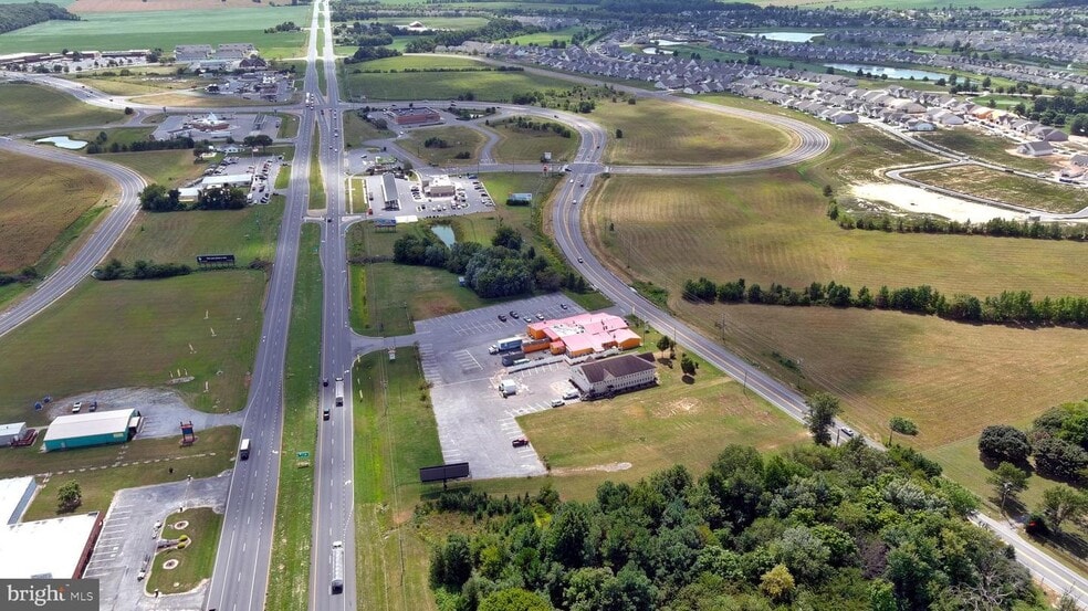 18541 S Main St, Bridgeville, DE à vendre - Photo du bâtiment - Image 3 de 15