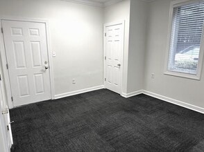8402 Six Forks Rd, Raleigh, NC for lease Interior Photo- Image 1 of 6