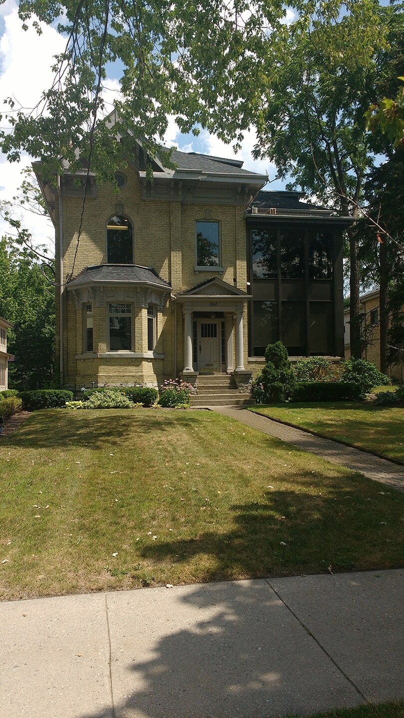 562 Waterloo St, London, ON for sale Building Photo- Image 1 of 1