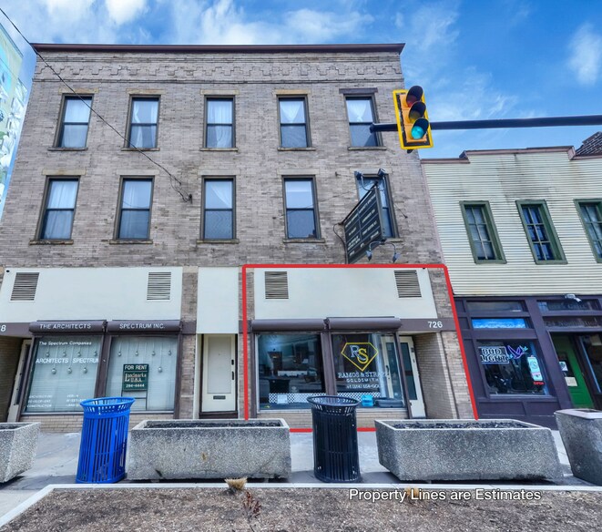 726-728 N High St, Columbus, OH à louer - Photo principale - Image 2 de 15