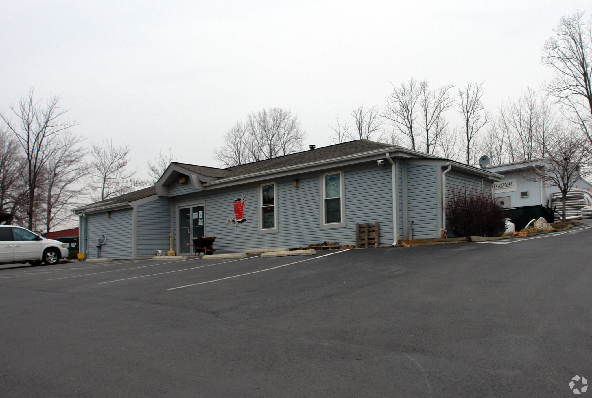 8045 Snouffers School Rd, Gaithersburg, MD à louer Photo principale- Image 1 de 5