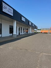 5 National Dr, Windsor Locks, CT for lease Building Photo- Image 1 of 9