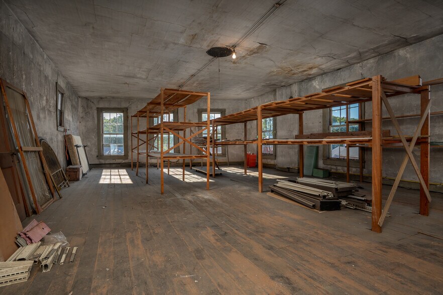 250-252 Xenia Ave, Yellow Springs, OH for sale - Building Photo - Image 3 of 25