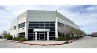 Plus de détails pour 114 Grand Cypress Ave, Palmdale, CA - Industriel à louer