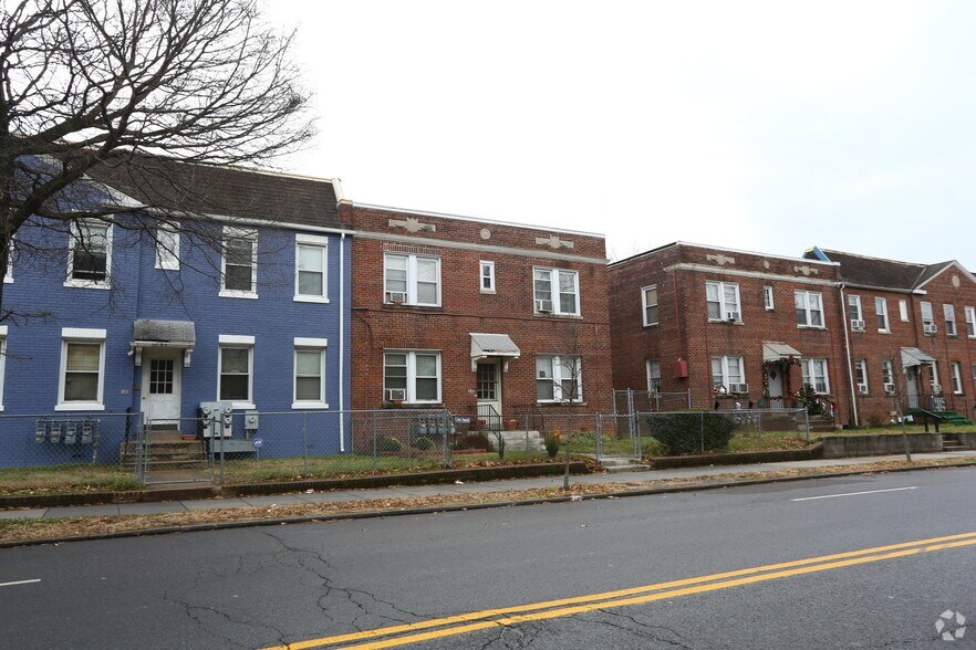 1633 W Virginia Ave NE, Washington, DC à vendre - Photo du bâtiment - Image 3 de 5