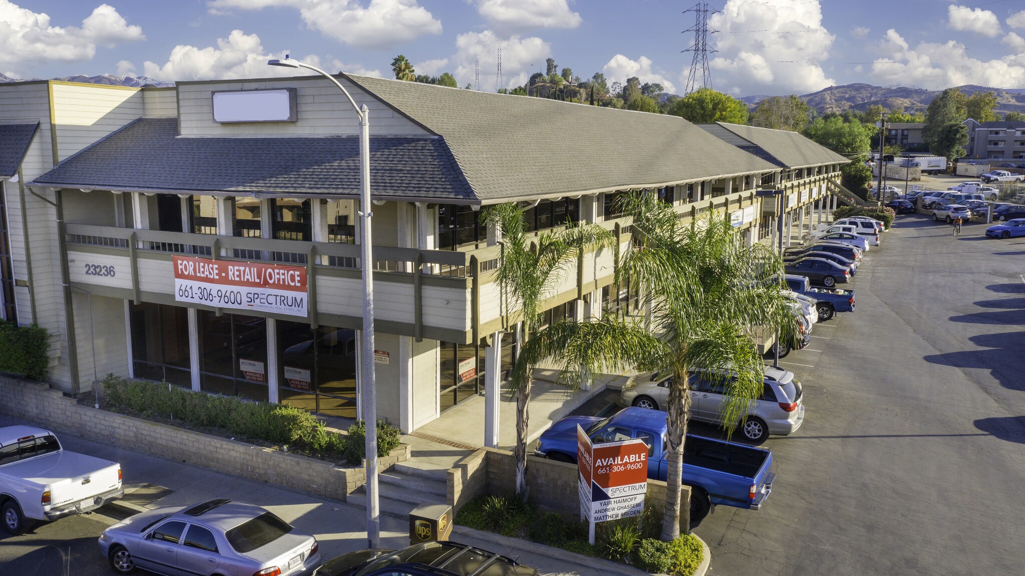 23226-23238 Lyons Ave, Santa Clarita, CA for lease Building Photo- Image 1 of 8