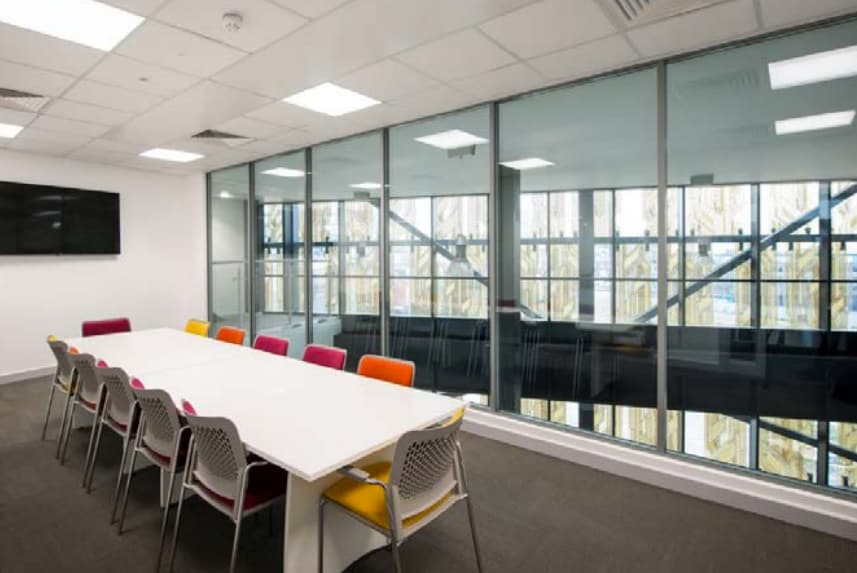 31 Russell St, Liverpool for lease Interior Photo- Image 1 of 4