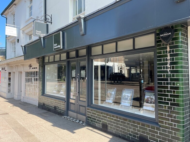 152 High St, Berkhamsted for lease - Building Photo - Image 2 of 3