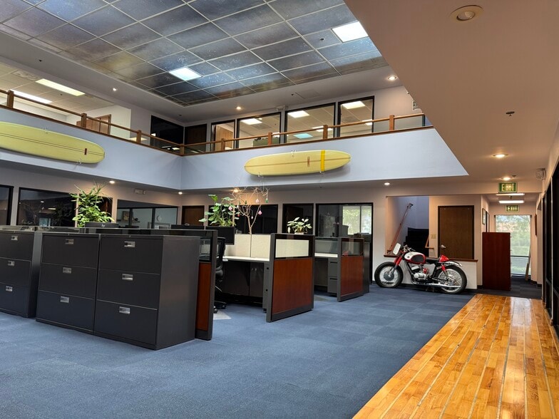 245 Fischer Ave, Costa Mesa, CA for sale - Interior Photo - Image 3 of 7