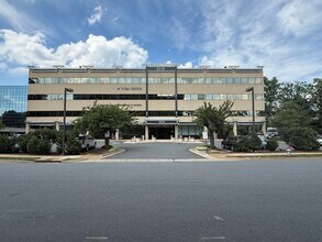 8230 Boone Blvd, Vienna, VA for lease Interior Photo- Image 1 of 12