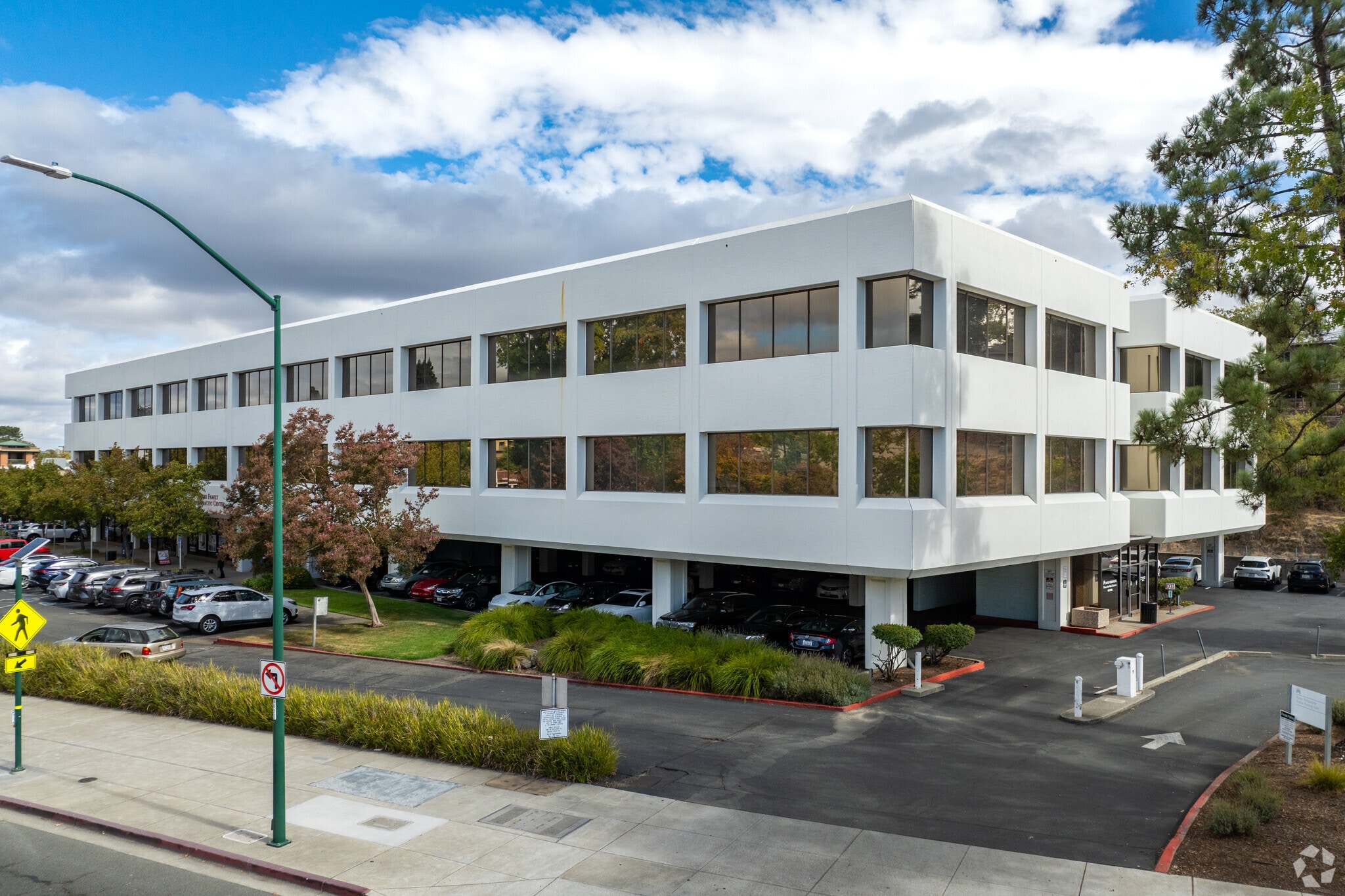 710 S Broadway, Walnut Creek, CA for lease Primary Photo- Image 1 of 4