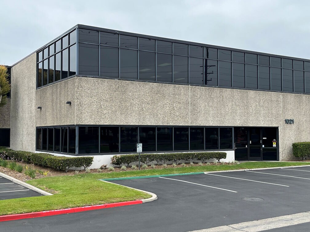 1021 S Placentia Ave, Fullerton, CA à vendre Photo du bâtiment- Image 1 de 2