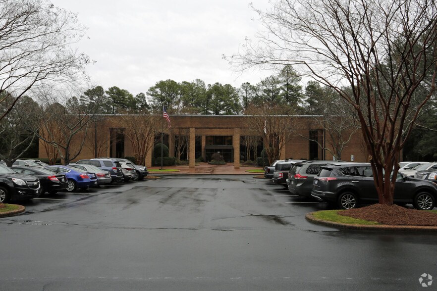 3101 Glenwood Ave, Raleigh, NC for lease - Building Photo - Image 2 of 14