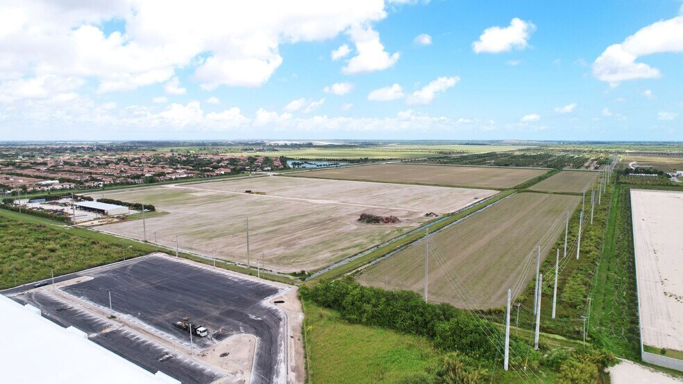 328TH STREET ADJ TO PARK OF COMMERCE, Homestead, FL à vendre - Photo du bâtiment - Image 3 de 10