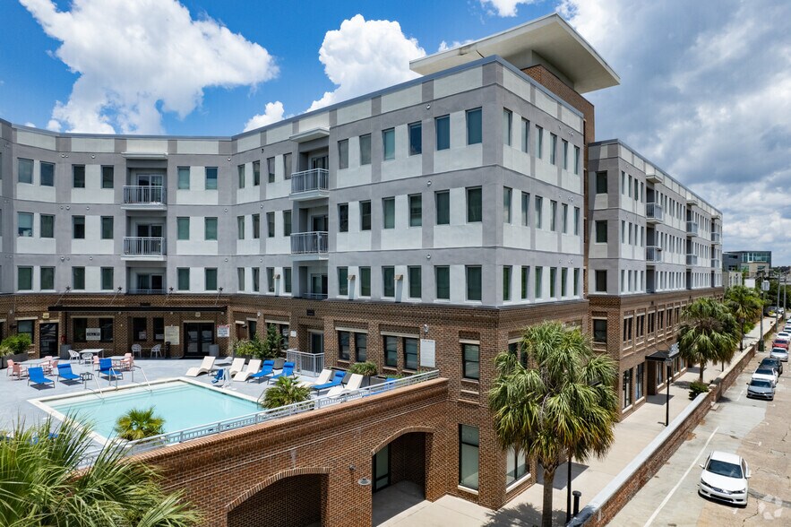 540 Selma St, Savannah, GA à louer - Photo du bâtiment - Image 2 de 27