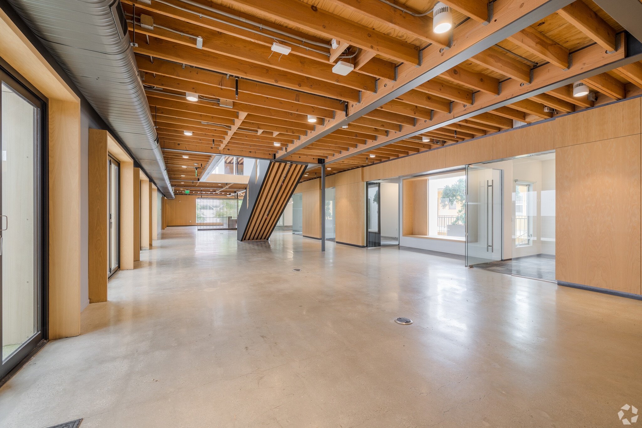 3760 Motor Ave, Los Angeles, CA for lease Interior Photo- Image 1 of 9