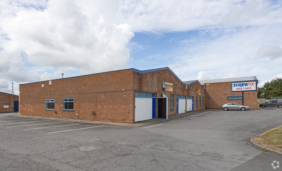 Corringham Rd, Gainsborough à louer - Photo du bâtiment - Image 1 de 13