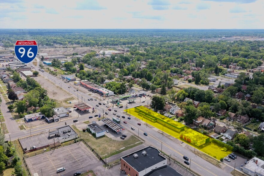 15500 Schoolcraft St, Detroit, MI for sale - Building Photo - Image 2 of 8