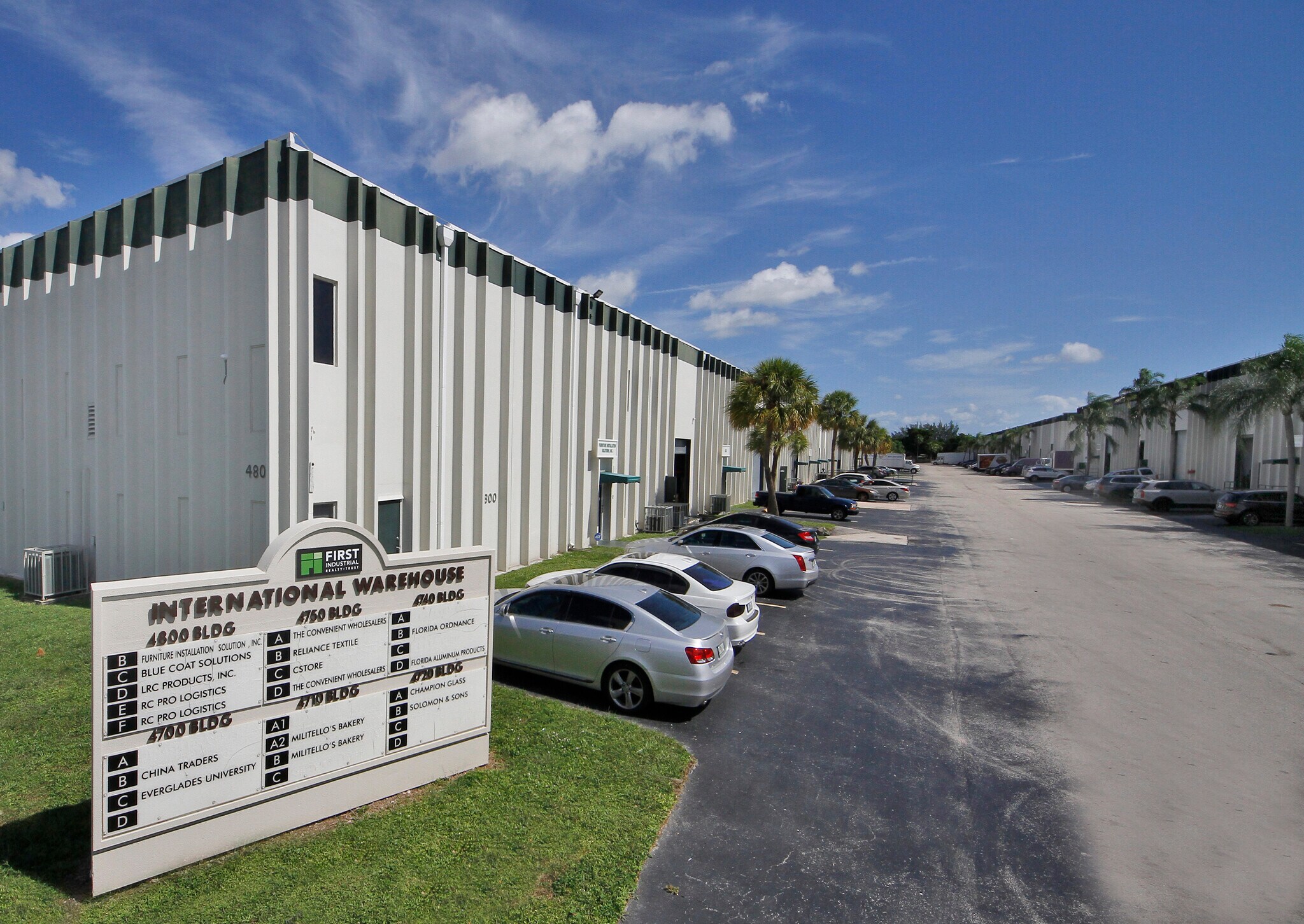 4800 NW 15th Ave, Fort Lauderdale, FL à louer Photo principale- Image 1 de 3