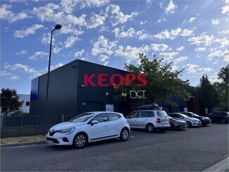 Plus de détails pour Local d'activités à louer