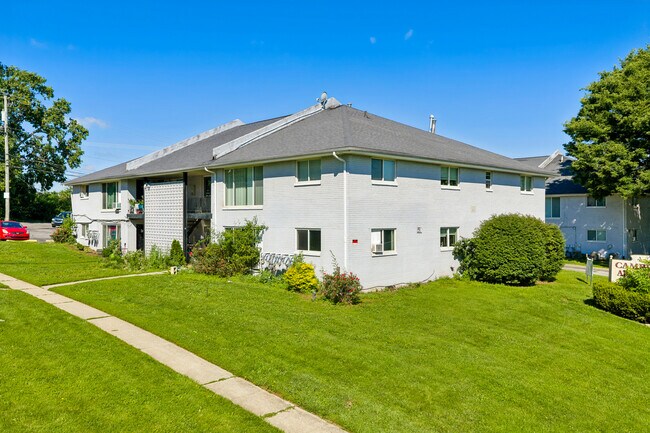 Plus de détails pour 1980-2016 Cambridge Dr, Lexington, KY - Multi-résidentiel aux enchères