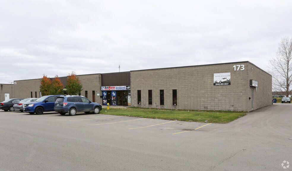 173 Exeter Rd, London, ON à vendre - Photo principale - Image 1 de 1