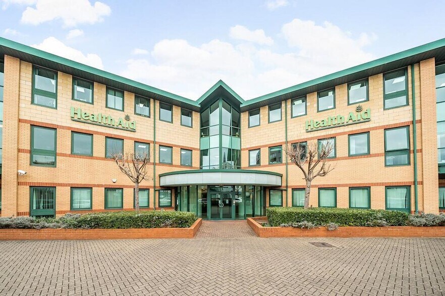 Marlborough Hl, Harrow for lease - Building Photo - Image 1 of 28