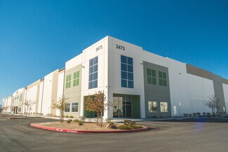 Plus de détails pour 3475 N Las Vegas Blvd, Las Vegas, NV - Industriel à louer