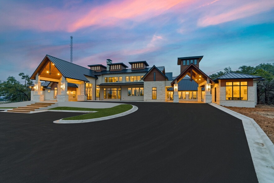 7505 E US Highway 290, Johnson City, TX à vendre - Photo du bâtiment - Image 2 de 65