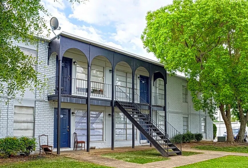 4900 Plaza Dr, Montgomery, AL à vendre - Photo du bâtiment - Image 2 de 5