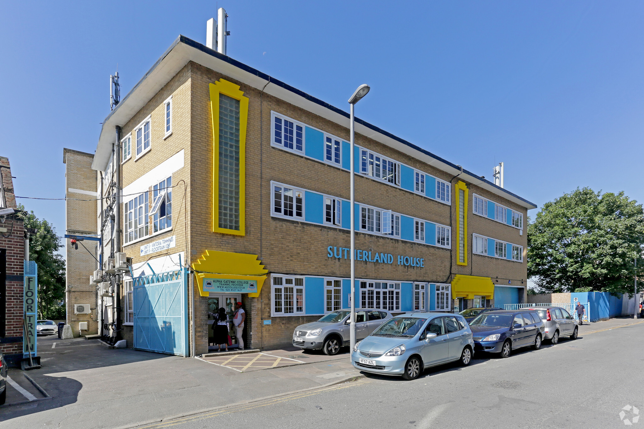 Sutherland Rd, London for lease Primary Photo- Image 1 of 6