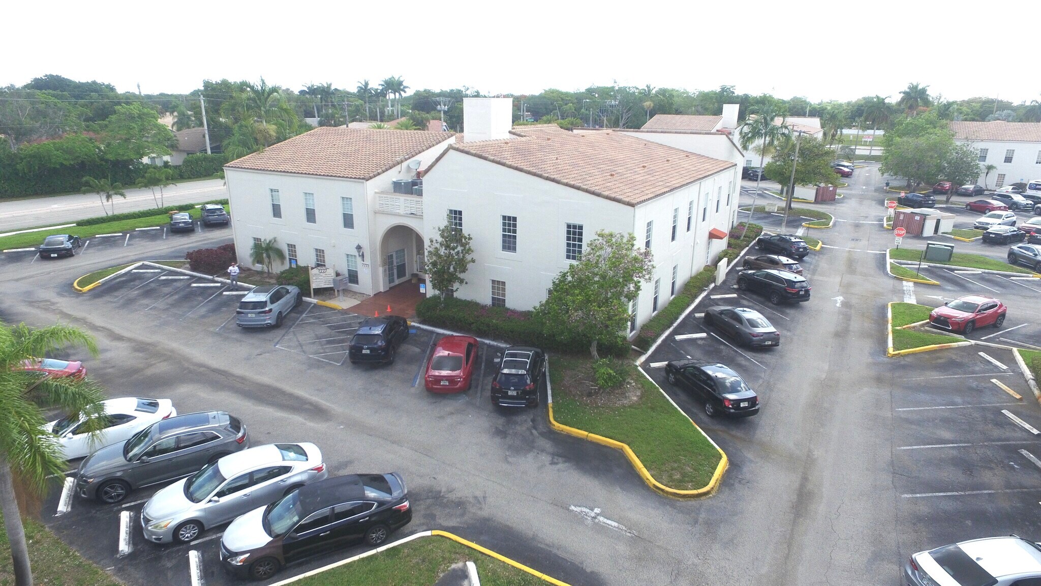 7777 N University Dr, Tamarac, FL à vendre Photo principale- Image 1 de 42