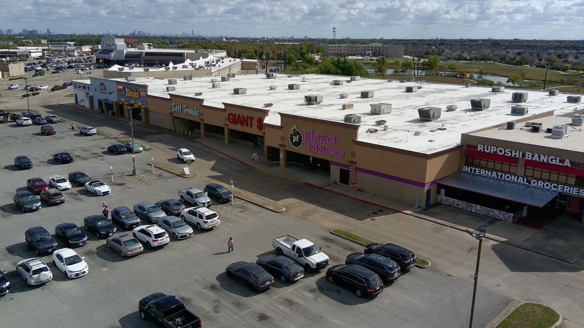 14485 Bellaire Blvd, Houston, TX à louer Photo du bâtiment- Image 1 de 15