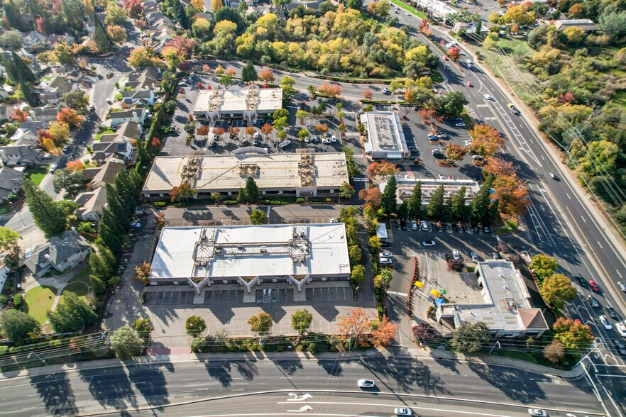 1354-1384 Prairie City Rd, Folsom, CA à louer - Photo du bâtiment - Image 3 de 11