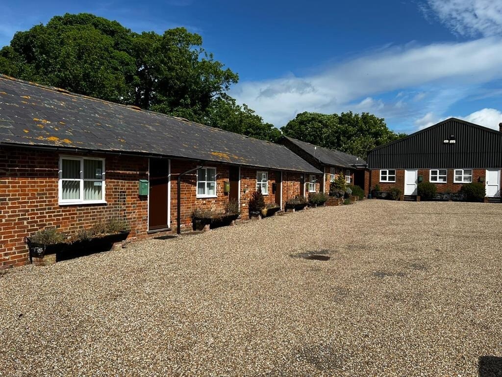 Parsonage Stocks Rd, Faversham for lease Building Photo- Image 1 of 5