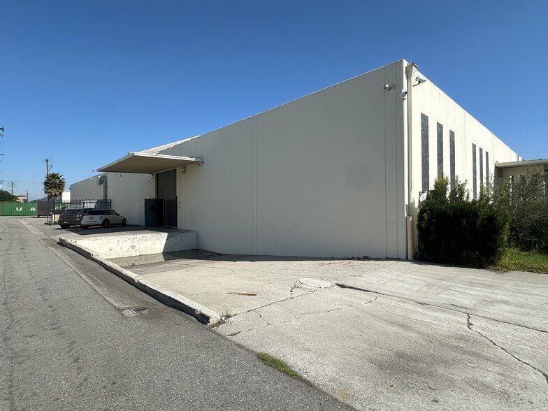 7333 Adams St, Paramount, CA for sale - Building Photo - Image 2 of 6