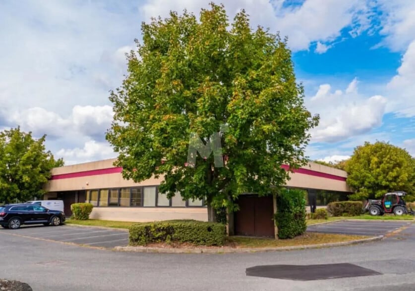 Office in Bondoufle for lease - Building Photo - Image 3 of 6