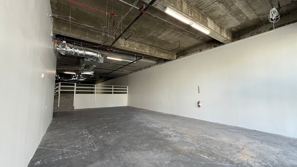 9300 Wilshire Blvd, Beverly Hills, CA à louer - Photo intérieure - Image 3 de 37