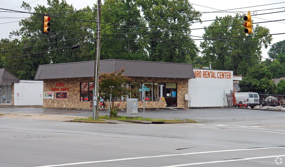 900 Knox Abbott Dr, Cayce, SC à vendre - Photo principale - Image 1 de 3